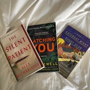 Gently used books! Popular and highly rated on Goodreads. Excellent condition